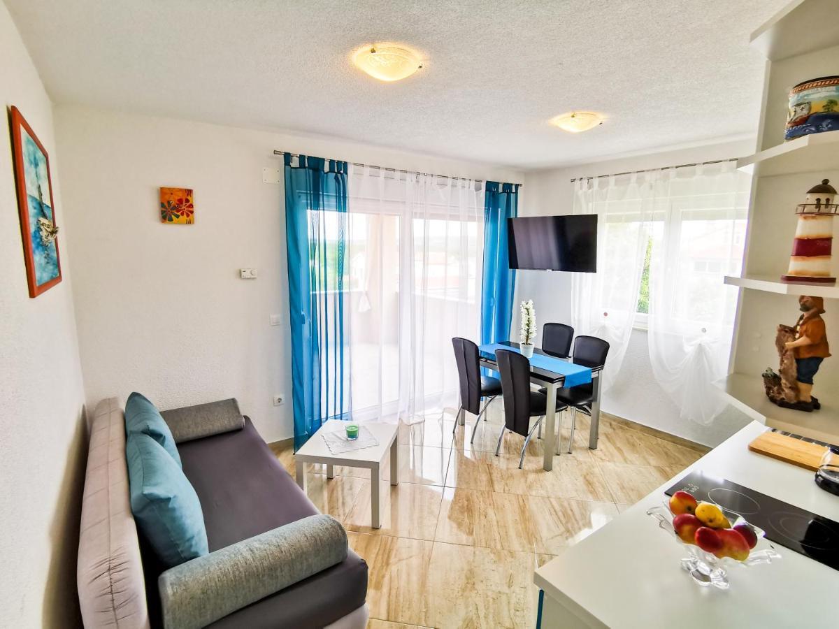 App La Vita E Bella - Azzurro Apartment Punat Exterior photo